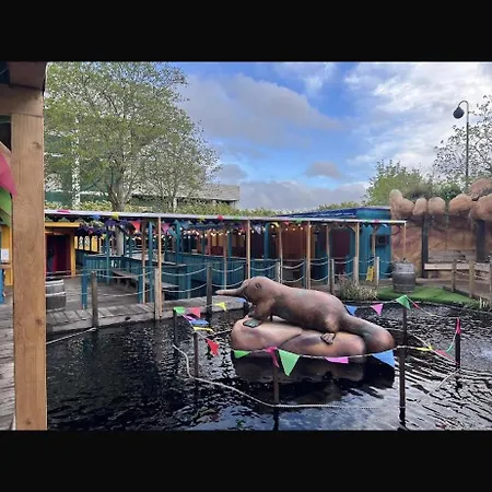 Surrey Docks Se16 Near Canada Water N Easy Access Canary Wharf