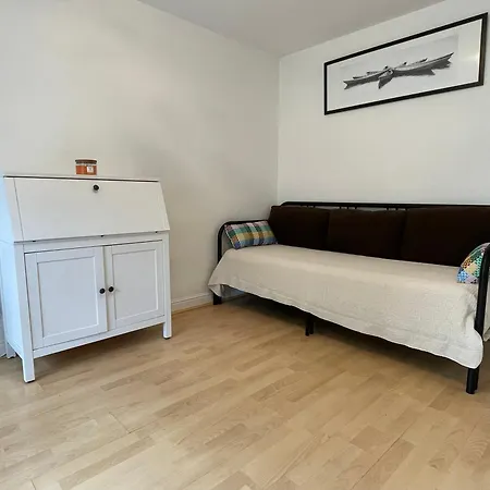 Surrey Docks Se16 Near Canada Water N Easy Access Canary Wharf Apartment