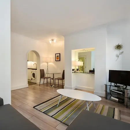Chiltern Street Serviced By Globe London