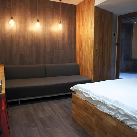 Brick Lane Apartment