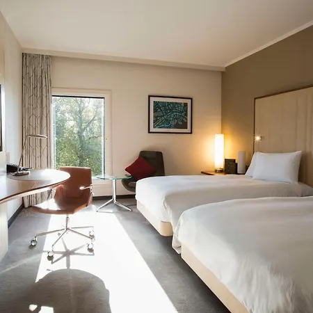 Hilton London Heathrow Airport Terminal 5