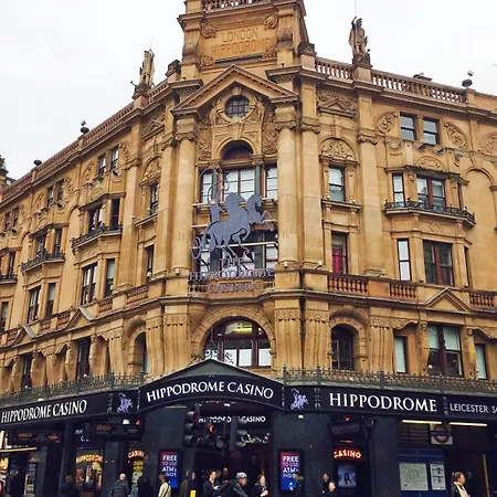 Multi-award Winning 7 Storey - Near Shoreditch *