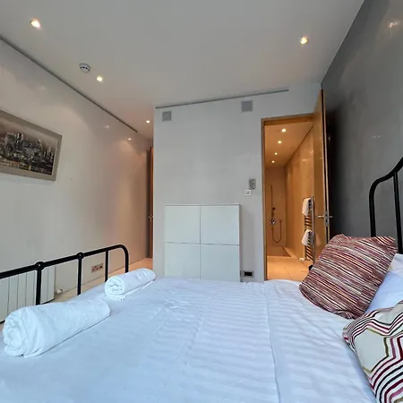 Holiday home Multi-award Winning 7 Storey - Near Shoreditch