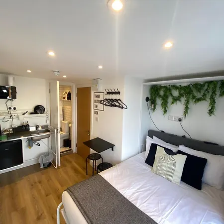 Innit Townhouse Apartmán *