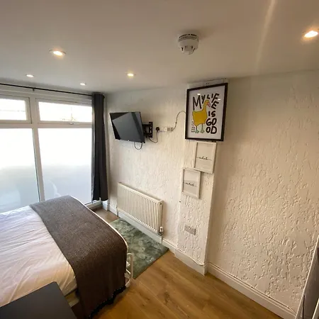 Апартаменты Innit Townhouse *