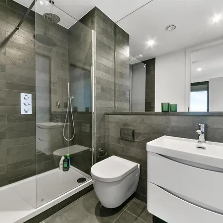 The Vale - Luxury * London