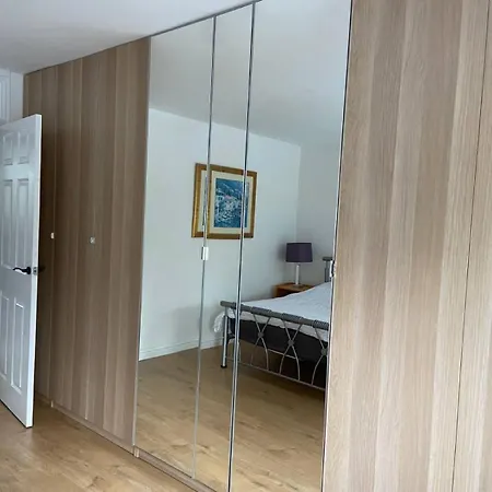 Apartment Spacious - 3 Double Beds - Wi-fi - Northwood - Free Parking Northwood (Greater London)