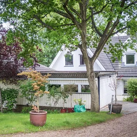 Large 3 Bed House With Separately Bookable Holiday home