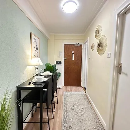 Apartment Hyde Park Studio London