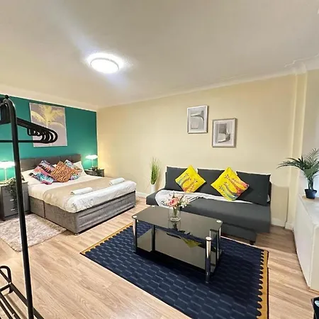 Apartment Hyde Park Studio
