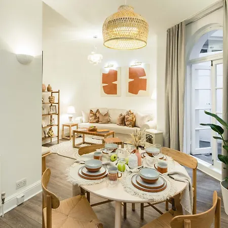 G1 Luxury-harrods-stylish-unique-southkensington *