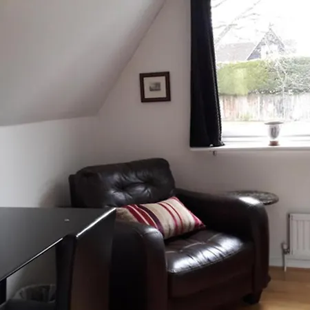 Large 3 Bed House With Separately Bookable