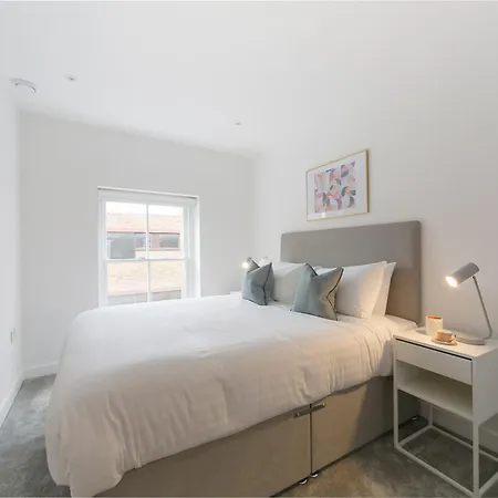 Urban Chic - Marine Apartment