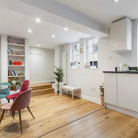 Casa vacanze Family Mews Next To Hyde Park *