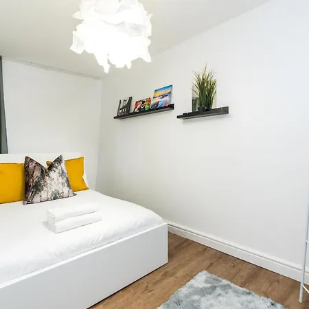 Me3 Cute Central Flat-2bdr-next To Queens Marry Hospital * London