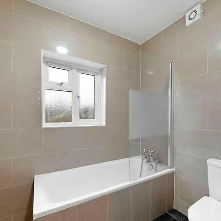 Apartment New 1 Bed Westfield/ Chiswick/ Hammersmith *
