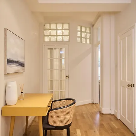Apartment The West Kensington Hideout - Cozy 2bdr Flat With Garden London
