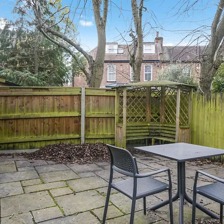 Apartment Livestay Tranquil Studio Retreat In Harrow