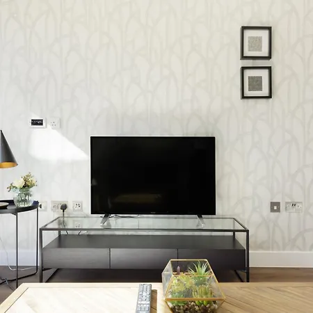 Spitafields 2 Bed Shoreditch *
