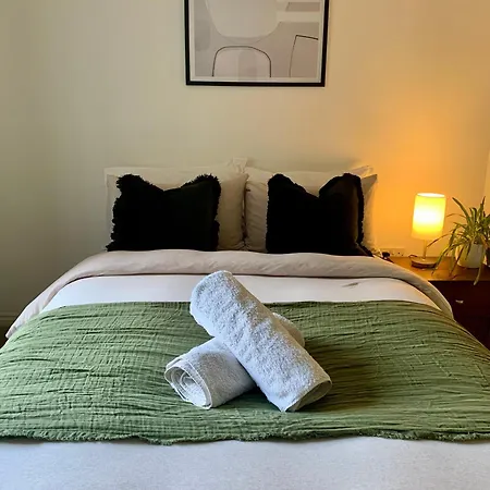 Peaceful Garden View Apt. Close To