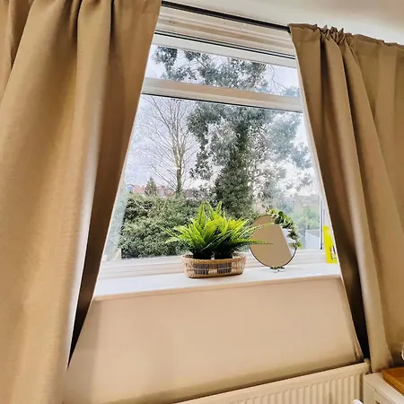Double Streatham Hill Near To Brixton London