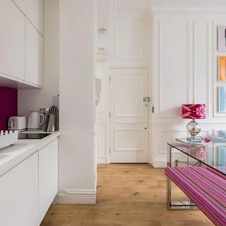 Apartment Cosy And Stylish Chelsea 2 Bedroom Flat *