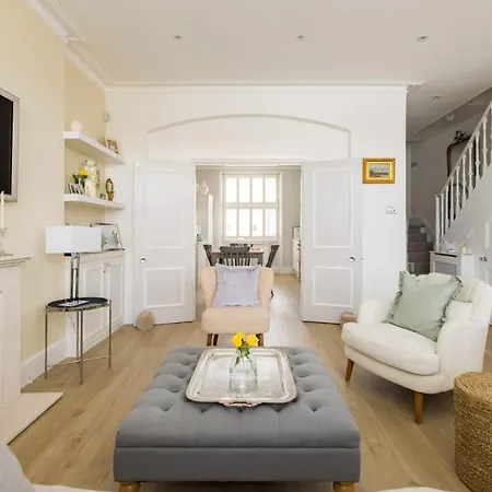 The Montagu - 2 Bedrooms With Terrace In Kensington *