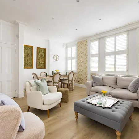 The Montagu - 2 Bedrooms With Terrace In Kensington Apartment London