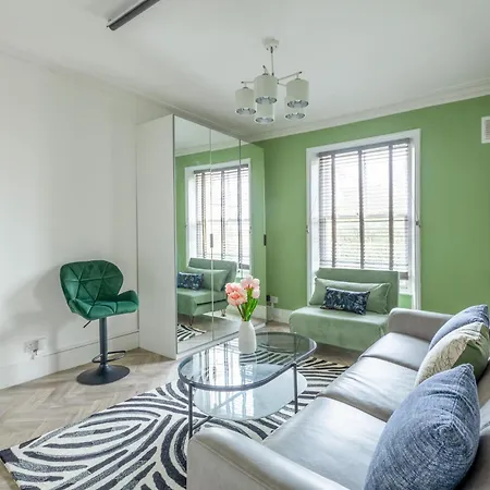 Apartment Peacefully Set 2level 2br Btw Brixton & Camberwell London