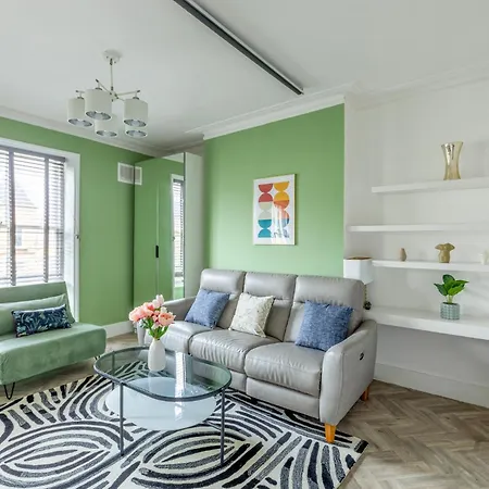 Peacefully Set 2level 2br Btw Brixton & Camberwell Apartment