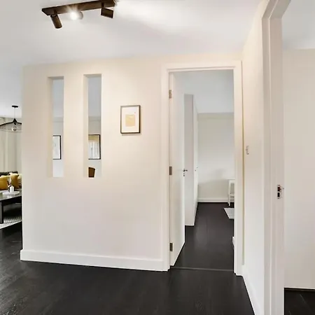 The Camden Bright & Beautiful 2-bed Retreat *
