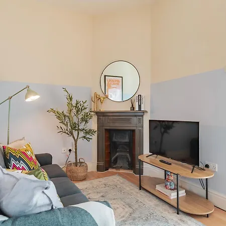 Cosy & Stylish Holiday home London