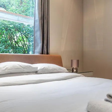 Bright & Modern 1bdr Flat Near Lakeside Road Apartment London