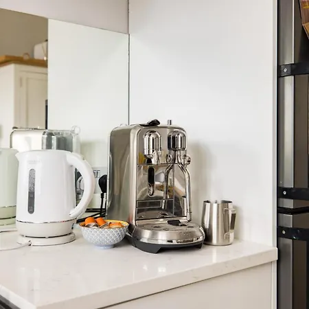 The Montagu - 2 Bedrooms With Terrace In Kensington London