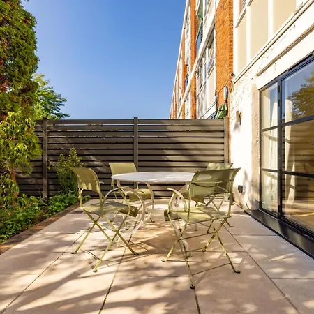 Battersea Set - 3 Bedroom With Garden * London