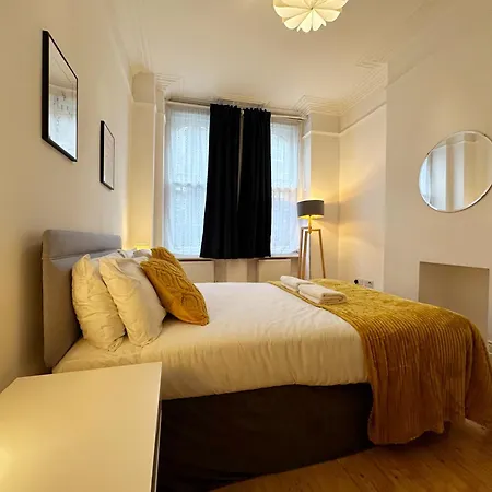 Apartment Oliver Place In Holborn - 2 Double Beds, 1 Sofa Bed, Great Location London