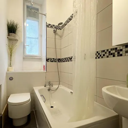 Oliver Place In Holborn - 2 Double Beds, 1 Sofa Bed, Great Location *