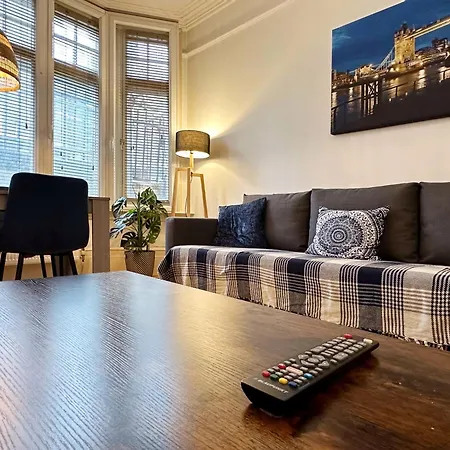 Oliver Place In Holborn - 2 Double Beds, 1 Sofa Bed, Great Location Apartment