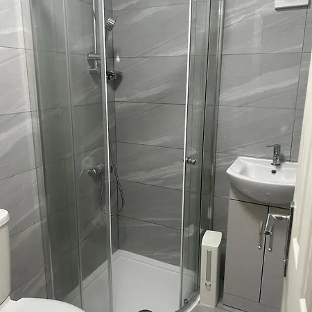 London Holiday Home Guest house *