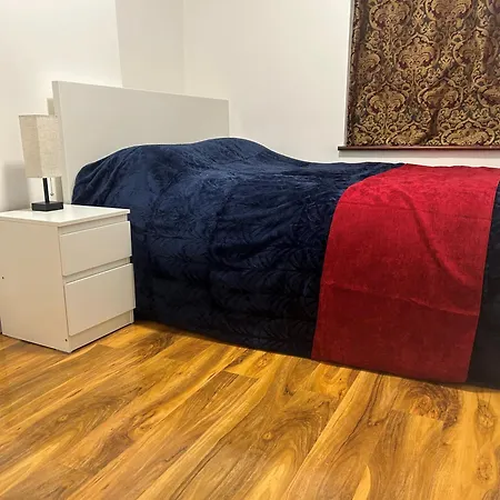 London Holiday Home Guest house London