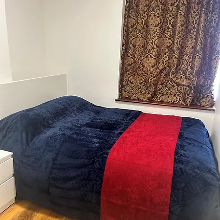 London Holiday Home Guest house London
