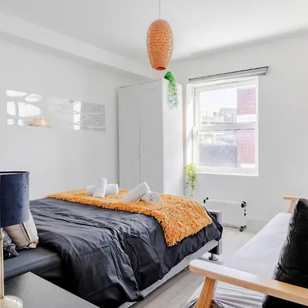1-bed In Bricklane Shoreditch - 6 Sleeps Apartment