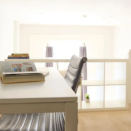 Charming 1-bed In Apartment