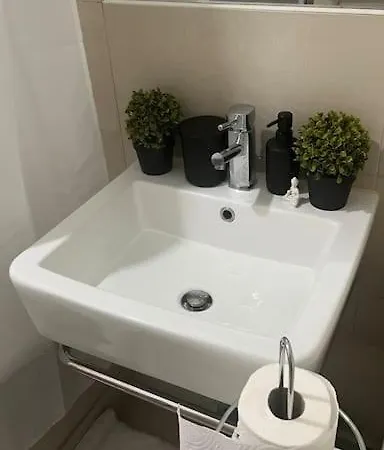 Comfy In Apartment London
