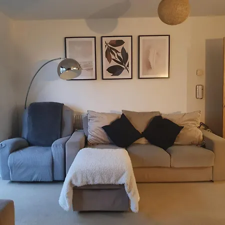 Apartment Luxury 2 Bedroom Flat In Central