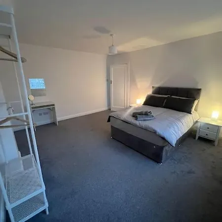 House In London Near O2, Greenwich & Canary Wharf Eltham