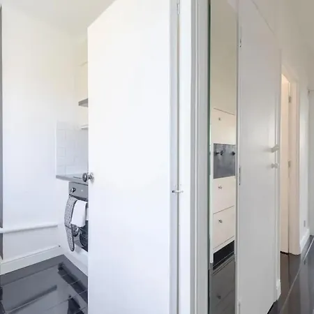 Cosy In Bethnal Apartament
