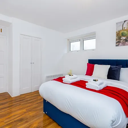 Apartment Spacious 3br, 5min Penge St, Crystal Palace Park