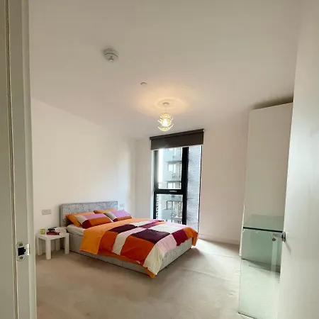 Perfect Flat Next To Wembley Stadium