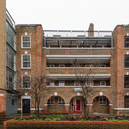 Apartment Sleek Shoreditch Hideout - 2 Bed Gem With Balcony In *